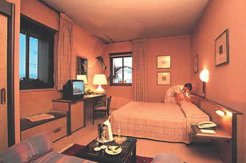 Hotel Regina Margherita Каляри Стая снимка